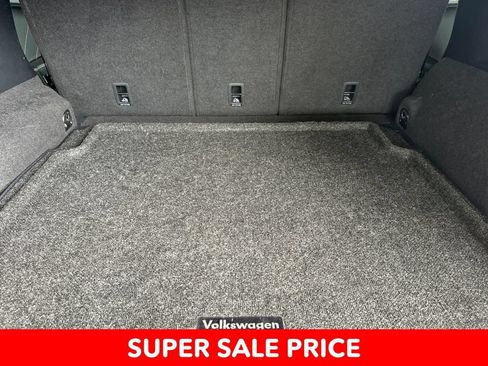 Used 2022 Volkswagen Tiguan SE R-Line AWD/4WD image 14