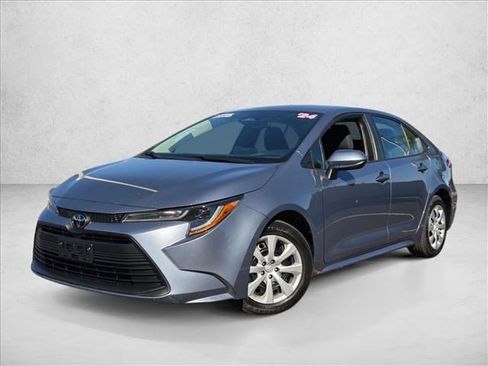 Used 2024 Toyota Corolla LE image 1