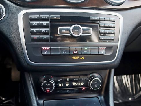 Used 2014 Mercedes-Benz CLA 250 4MATIC image 22