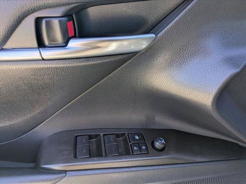 Certified 2023 Toyota Camry SE AWD/4WD image 11