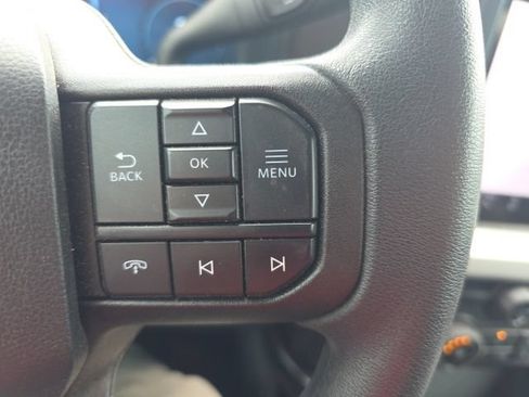 Used 2024 Ford F250 XLT w/ Black Appearance Package AWD/4WD image 15