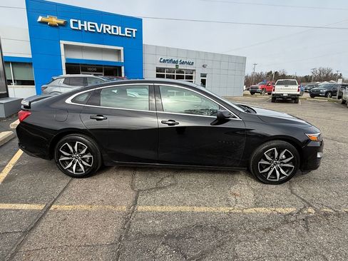 Certified 2024 Chevrolet Malibu RS w/ LPO, Floor Liner Package image 7