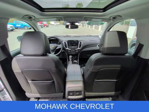 Used 2024 Chevrolet Equinox Premier AWD/4WD image 22