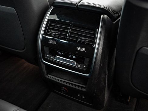 Certified 2025 BMW X5 xDrive40i w/ Climate Comfort Package image 37