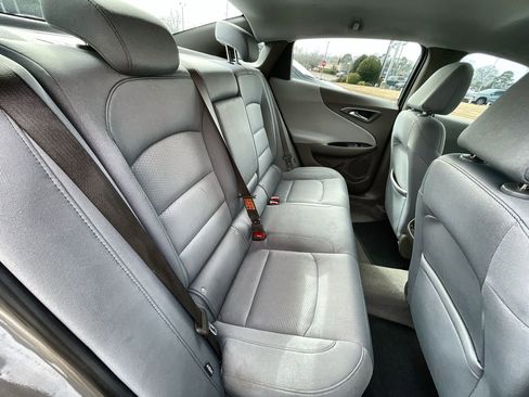 Used 2022 Chevrolet Malibu LT image 26