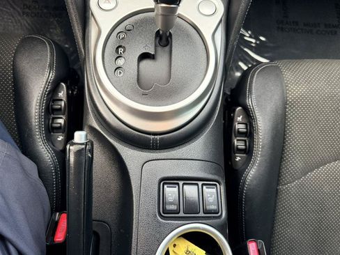 Used 2015 Nissan 370Z Touring RWD image 19