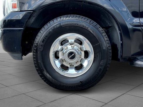 Used 2005 Ford Excursion Limited image 10