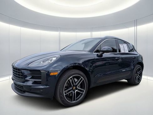 Used 2021 Porsche Macan Base image 7