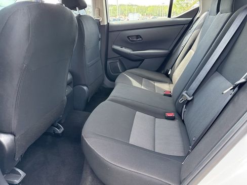 Used 2025 Nissan Sentra SV image 10