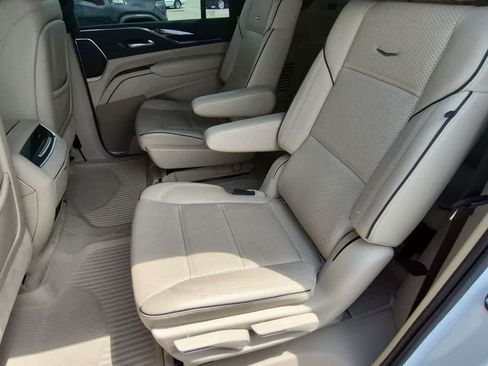 Used 2021 Cadillac Escalade ESV Premium Luxury w/ Driver Assist Tech Package RWD image 20
