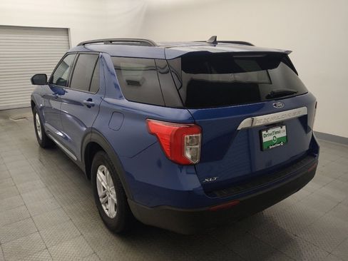 Used 2022 Ford Explorer XLT RWD image 5