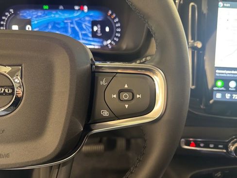 New 2026 Volvo XC40 B5 Plus w/ Climate Package AWD/4WD image 10