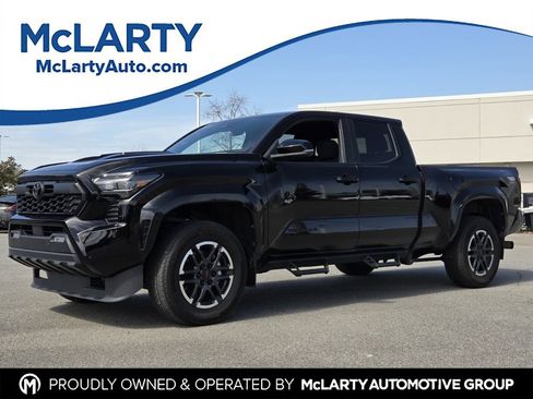 Used 2024 Toyota Tacoma TRD Sport AWD/4WD image 1