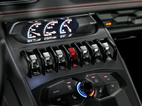 Used 2019 Lamborghini Huracan LP 580-2 image 41