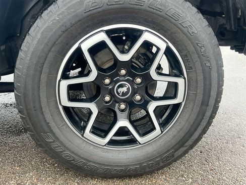 Used 2022 Ford Bronco Outer Banks image 14