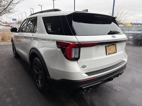 Certified 2025 Ford Explorer ST image 14