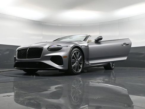 New 2026 Bentley Continental GTC image 40