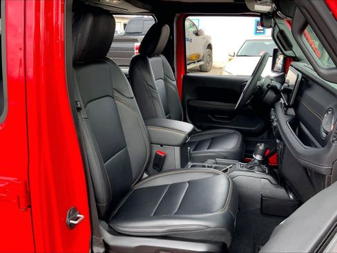 Used 2024 Jeep Wrangler Sahara w/ Safety Group image 8