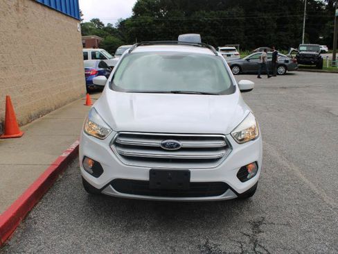 Used 2018 Ford Escape SE AWD/4WD image 2