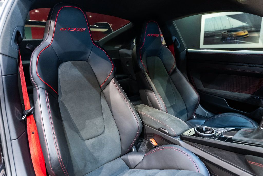 Used 2023 Porsche 911 GT3 RS RWD image 44
