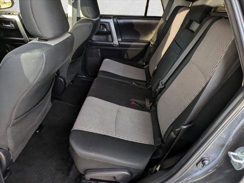 Used 2016 Toyota 4Runner SR5 image 17