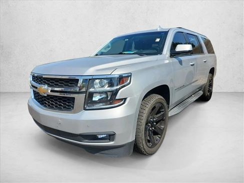 Used 2020 Chevrolet Suburban LT RWD image 1