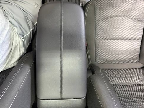 Used 2023 GMC Terrain SLE w/ Driver Convenience Package FWD image 44