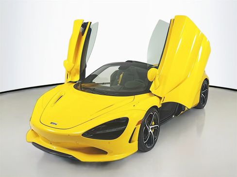 New 2026 McLaren 750S Spider image 3