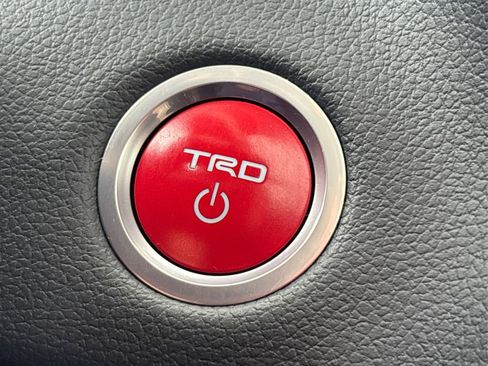 Used 2023 Toyota Sequoia Limited image 34