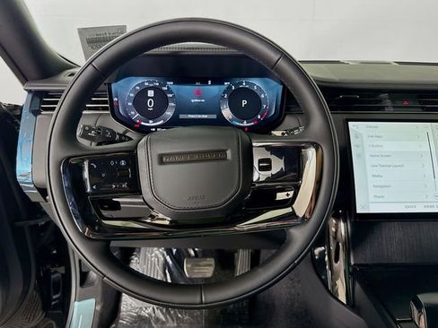 New 2026 Land Rover Range Rover SV image 12