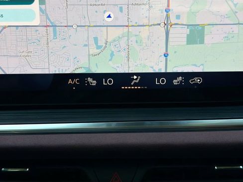 Used 2025 Buick Envision Sport Touring AWD/4WD image 34
