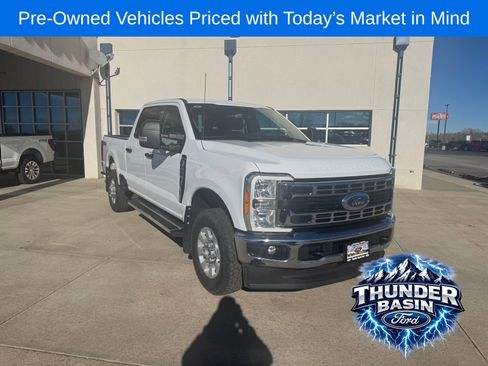 Used 2023 Ford F250 XLT w/ FX4 Off-Road Package AWD/4WD image 10