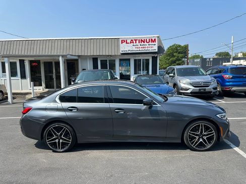 Used 2019 BMW 330i xDrive Sedan w/ Convenience Package AWD/4WD image 4