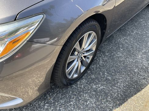 Certified 2016 Toyota Camry XLE w/ Moonroof Package FWD image 9