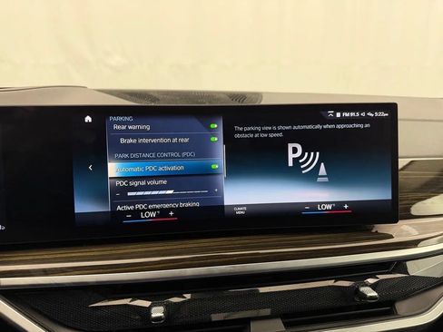 Used 2023 BMW X7 xDrive40i w/ Premium Package AWD/4WD image 28