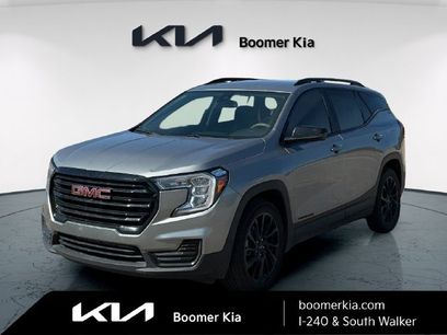Used 2023 GMC Terrain SLE w/ Driver Convenience Package