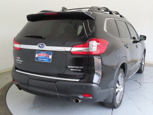 Certified 2022 Subaru Ascent Limited w/ Technology Package AWD/4WD image 3