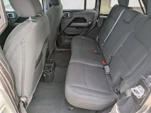 Used 2023 Jeep Wrangler Sahara image 17