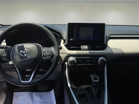 Used 2023 Toyota RAV4 XLE Premium FWD image 15