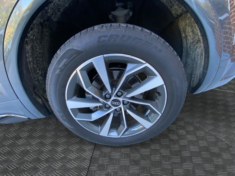 Used 2024 Audi Q5 2.0T Premium AWD/4WD image 22