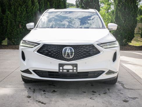 Used 2024 Acura MDX SH-AWD w/ Technology Package image 3