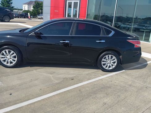 Used 2015 Nissan Altima 2.5 S w/ Power Driver Seat Package FWD image 17