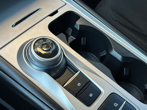 Certified 2022 Ford Explorer XLT image 21