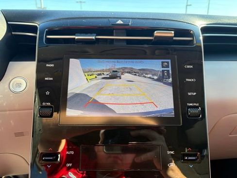 Used 2024 Hyundai Tucson SEL image 18