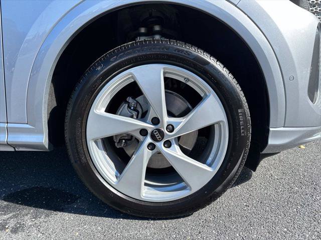 Certified 2025 Audi Q5 Premium Plus AWD/4WD image 6