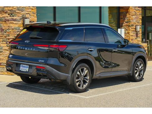 Used 2023 INFINITI QX60 Luxe w/ Cargo Package image 3