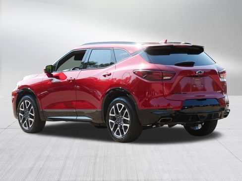 Used 2023 Chevrolet Blazer RS w/ Enhanced Convenience Package AWD/4WD image 5