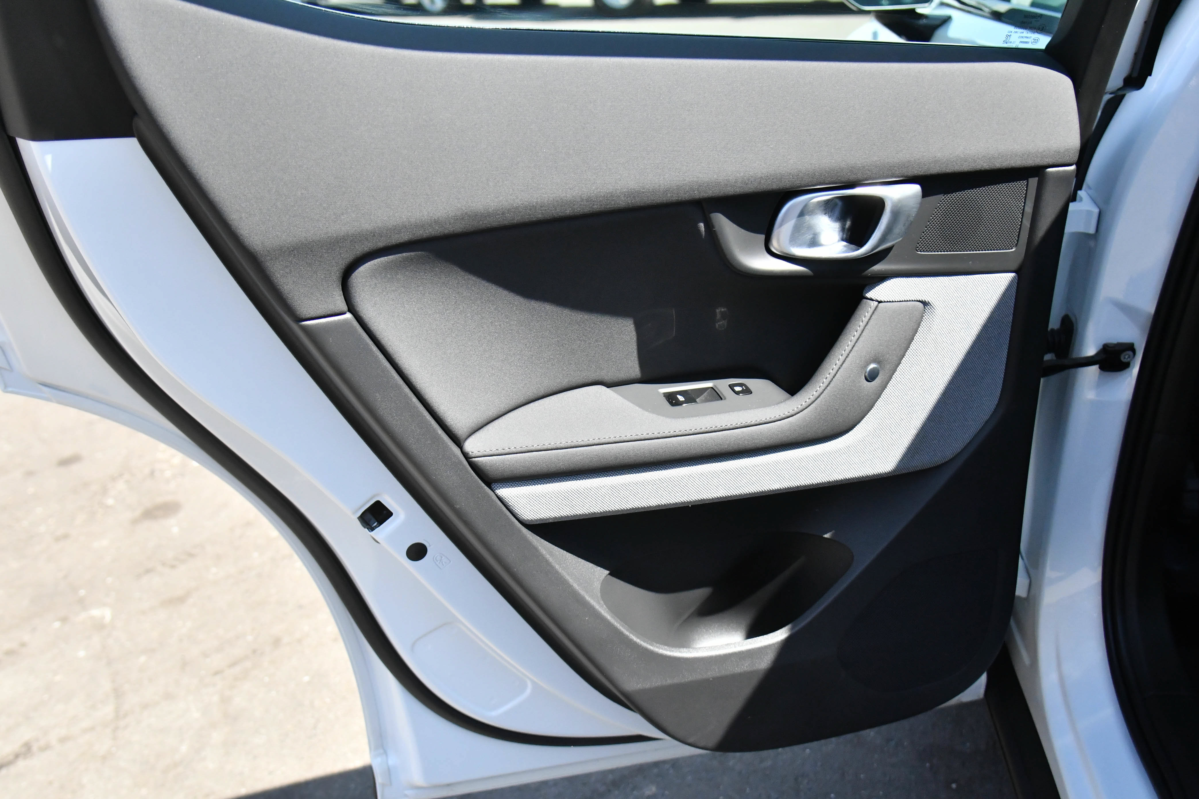 Used 2024 Polestar Polestar 2 RWD image 40