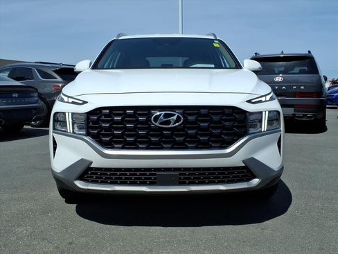 Used 2023 Hyundai Santa Fe SEL image 2