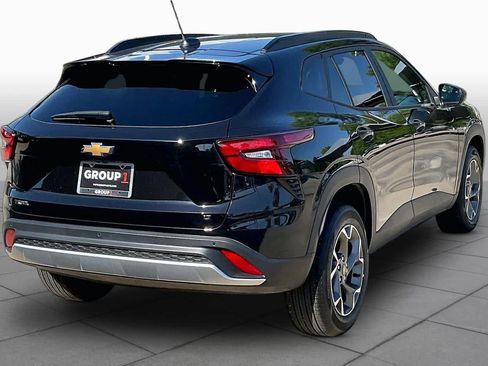 Used 2026 Chevrolet Trax LT w/ Driver Confidence Package FWD image 13